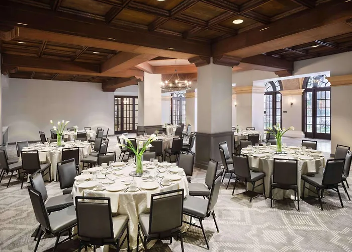 Doubletree By Hilton Austin