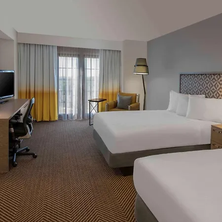 Doubletree By Hilton Austin Hotel Exterior photo