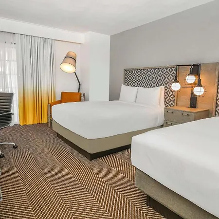 Doubletree By Hilton Austin Hotel Exterior photo